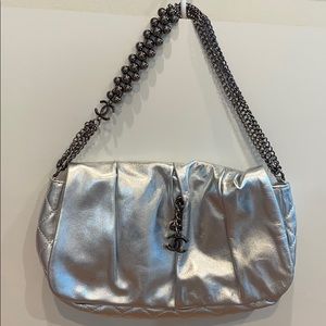 Purse never used